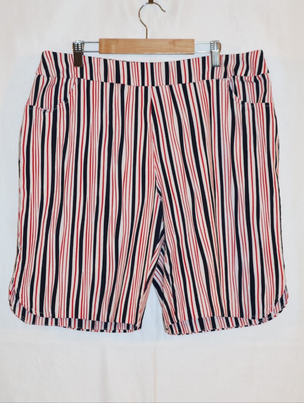 Kate Park Striped Patriotic Pull-On Bermudas in Navy, Red, & White.